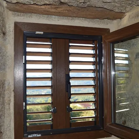 Airinos De בקתה *